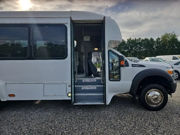 Picture of 2014 Ford F-450 SD 20P Shuttle