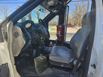 Picture of 2016 Ford F-450 SD ADA Shuttle Bus