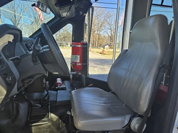 Picture of 2016 Ford F-450 SD ADA Shuttle Bus