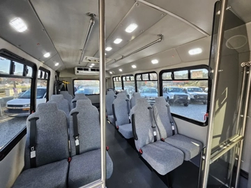 Picture of 2016 Ford F-450 SD ADA Shuttle Bus