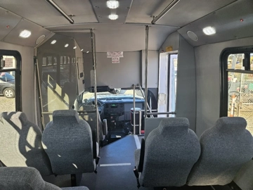 Picture of 2016 Ford F-450 SD ADA Shuttle Bus