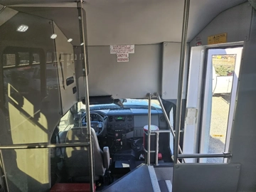 Picture of 2016 Ford F-450 SD ADA Shuttle Bus