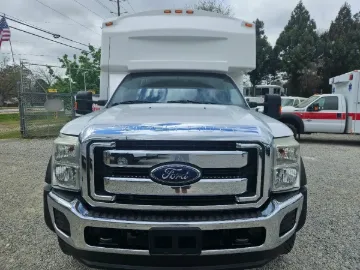 Picture of 2015 Ford F-550 Shuttle Bus