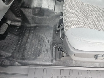 Picture of 2015 Ford F-550 Shuttle Bus