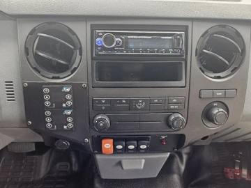 Picture of 2015 Ford F-550 Shuttle Bus