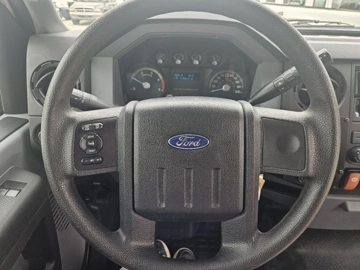 Picture of 2015 Ford F-550 Shuttle Bus