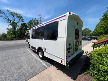 Picture of 2016 Ford E-450 SD ADA Shuttle Bus
