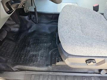 Picture of 2016 Ford F-550 Shuttle Bus