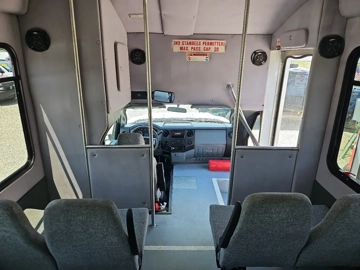 Picture of 2016 Ford F-550 Shuttle Bus