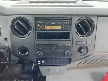 Picture of 2016 Ford F-550 Shuttle Bus