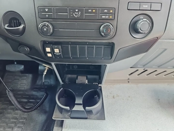 Picture of 2016 Ford F-550 Shuttle Bus