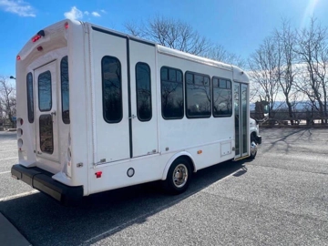 Picture of 2018 Ford E-Series E-450 SD ADA Shuttle Bus