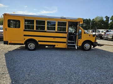 Picture of 2013 GMC Savana 4500 ADA School Bus