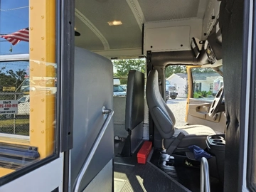 Picture of 2013 GMC Savana 4500 ADA School Bus