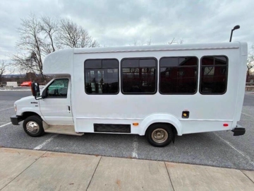 Picture of 2014 Ford E-350 SD ADA Shuttle Bus