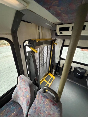 Picture of 2011 Ford F-550 Super Duty ADA Shuttle Bus