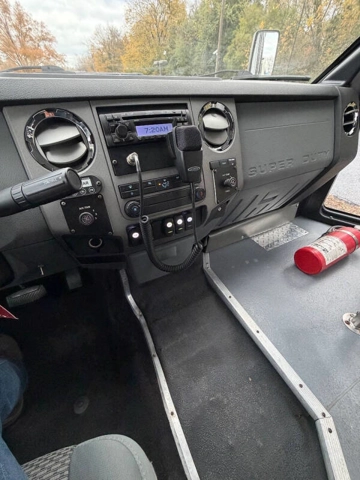 Picture of 2011 Ford F-550 Super Duty ADA Shuttle Bus