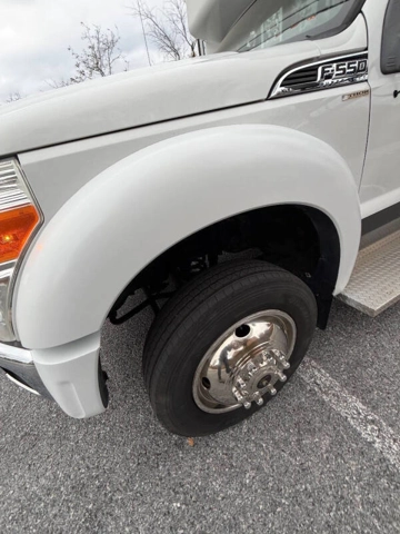 Picture of 2011 Ford F-550 Super Duty ADA Shuttle Bus
