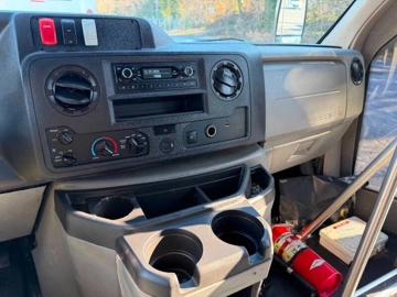 Picture of 2021 Ford E-Series E-450 SD Shuttle Bus