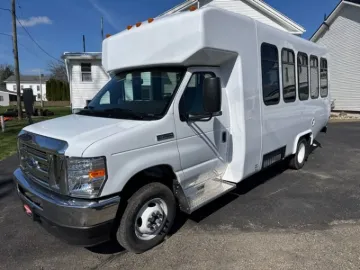 2025 Ford E-350 Diamond Coach ADA Shuttle