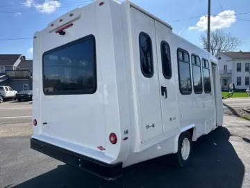 2025 Ford E-350 Diamond Coach ADA Shuttle