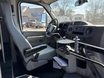 2025 Ford E-350 Diamond Coach ADA Shuttle