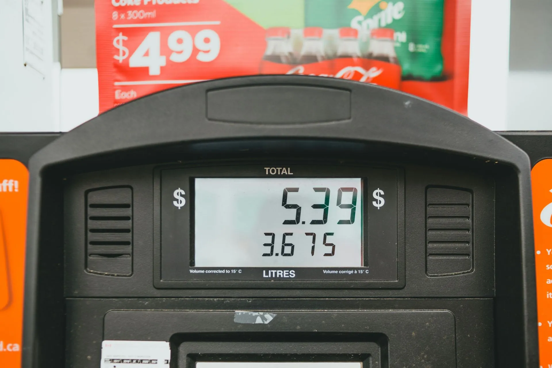 What happens to bus ridership when gas prices spike