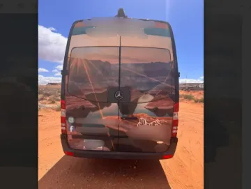2018 Sprinter 3500 4X4 LA West 14P