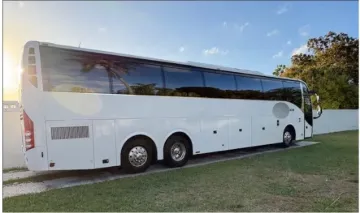 2010 Volvo 9700 54P Coach