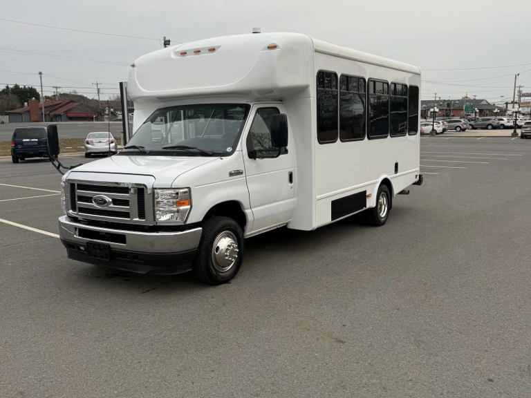 Picture of 2024 Ford E450 Shuttle Bus
