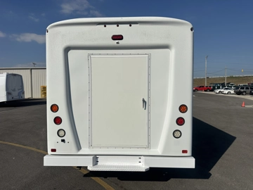 Picture of 2018 Ford Worldtrans E450 Shuttle Bus