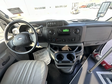 Picture of 2018 Ford Worldtrans E450 Shuttle Bus