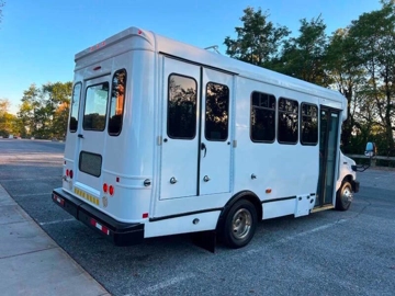 Picture of 2018 Ford E-Series E-350 SD ADA Shuttle Bus