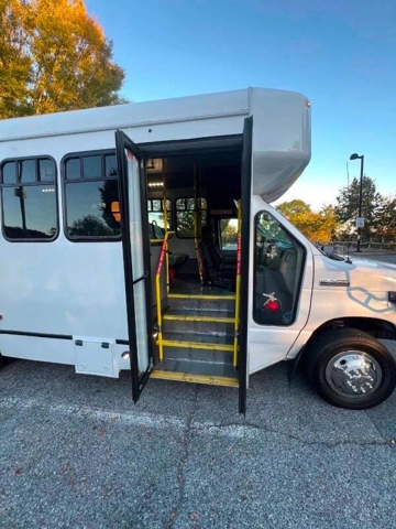 Picture of 2018 Ford E-Series E-350 SD ADA Shuttle Bus