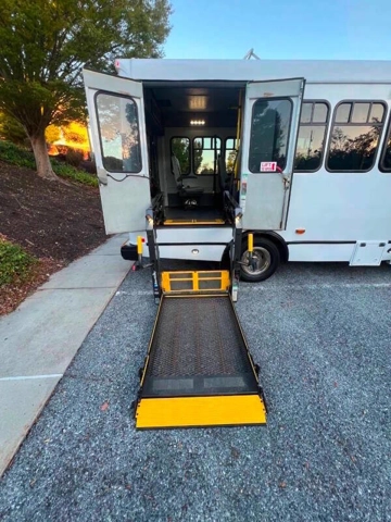 Picture of 2018 Ford E-Series E-350 SD ADA Shuttle Bus