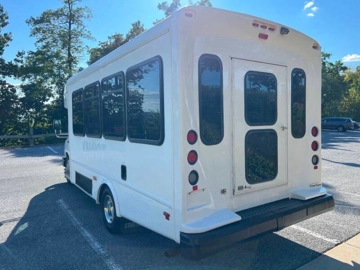 Picture of 2019 Ford E-Series E-450 SD ADA Shuttle Bus