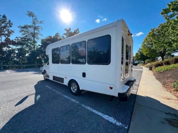 Picture of 2019 Ford E-Series E-450 SD ADA Shuttle Bus
