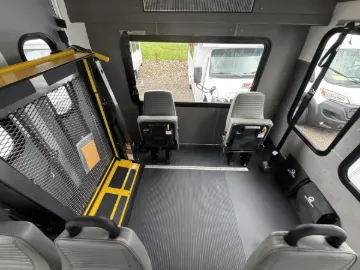 2026 Ford E450 Diamond Coach 12P ADA