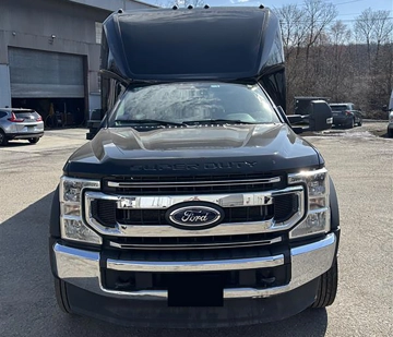 Picture of 2023 Ford F600 Shuttle Bus