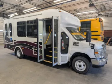 2018 FORD E-450 Non-CDL ADA