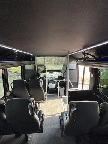 Picture of 2023 Ford F600 Executive Shuttle Bus