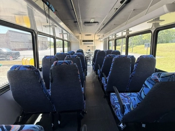 Picture of 2012 Ford F-550 Shuttle Bus