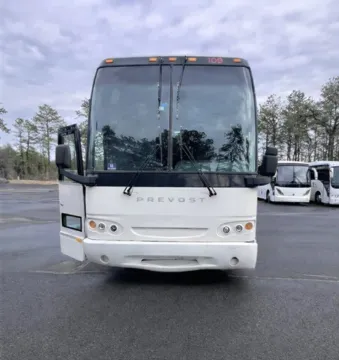 Picture of 2009 Prevost H3-45 Coach Bus