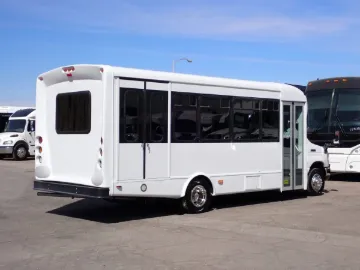 Picture of 2017 Ford E450 Startrans Senator ADA Shuttle Bus