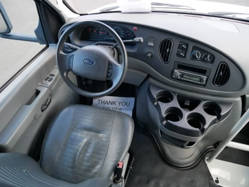 Picture of 2008 Ford E450 Federal ADA Shuttle Bus