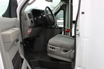 Picture of 2009 Ford E-450 ADA Shuttle Bus