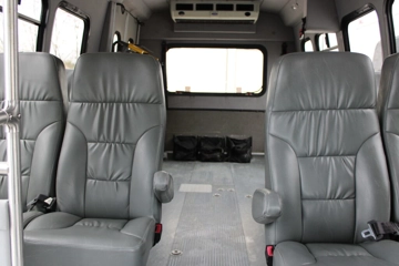 Picture of 2009 Ford E-450 ADA Shuttle Bus