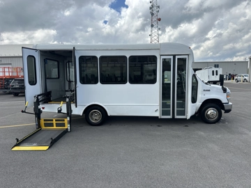 Picture of 2019 Ford Startrans E350 ADA Shuttle Bus