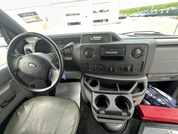 Picture of 2019 Ford Startrans E350 ADA Shuttle Bus