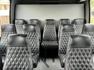 2015 F-550 Diesel 27P Krystal
